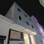 Townhouse Tark Inn